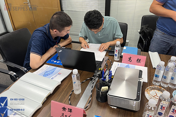為客戶出具定制化解決方案